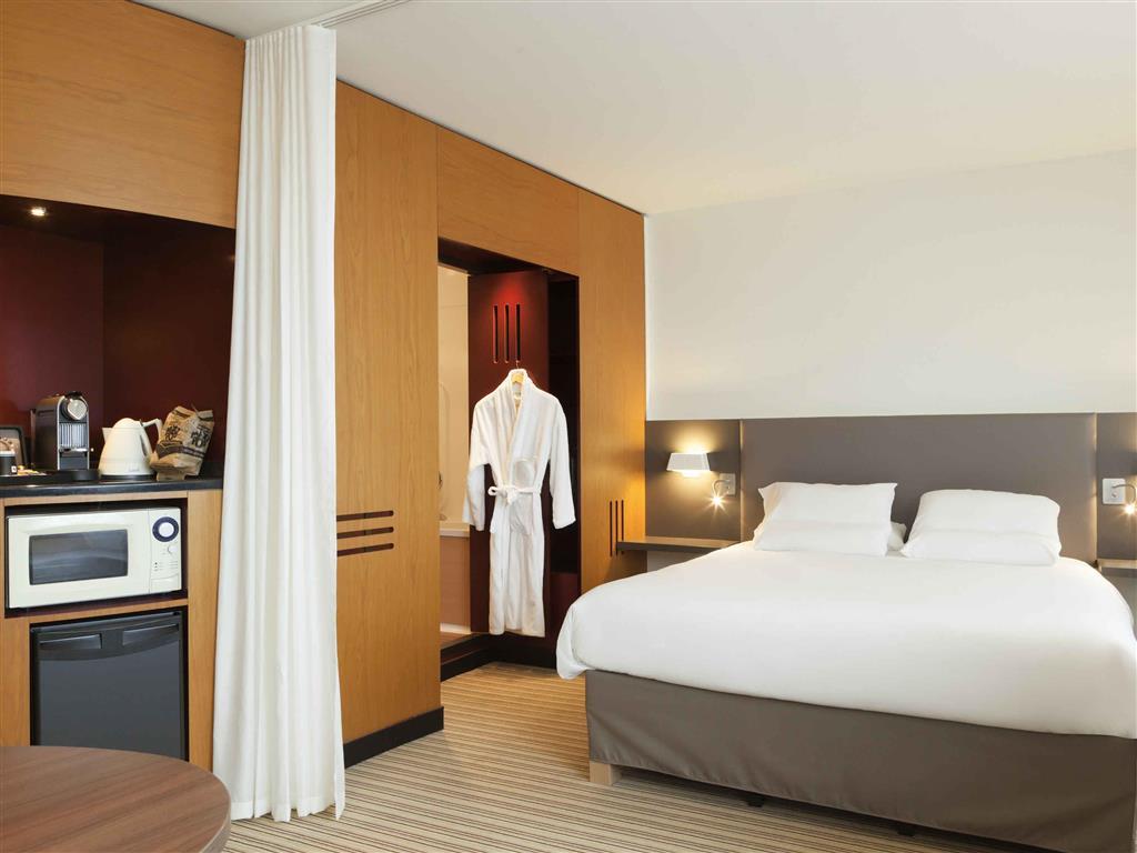 B&B Hotel Velizy Est Kültér fotó
