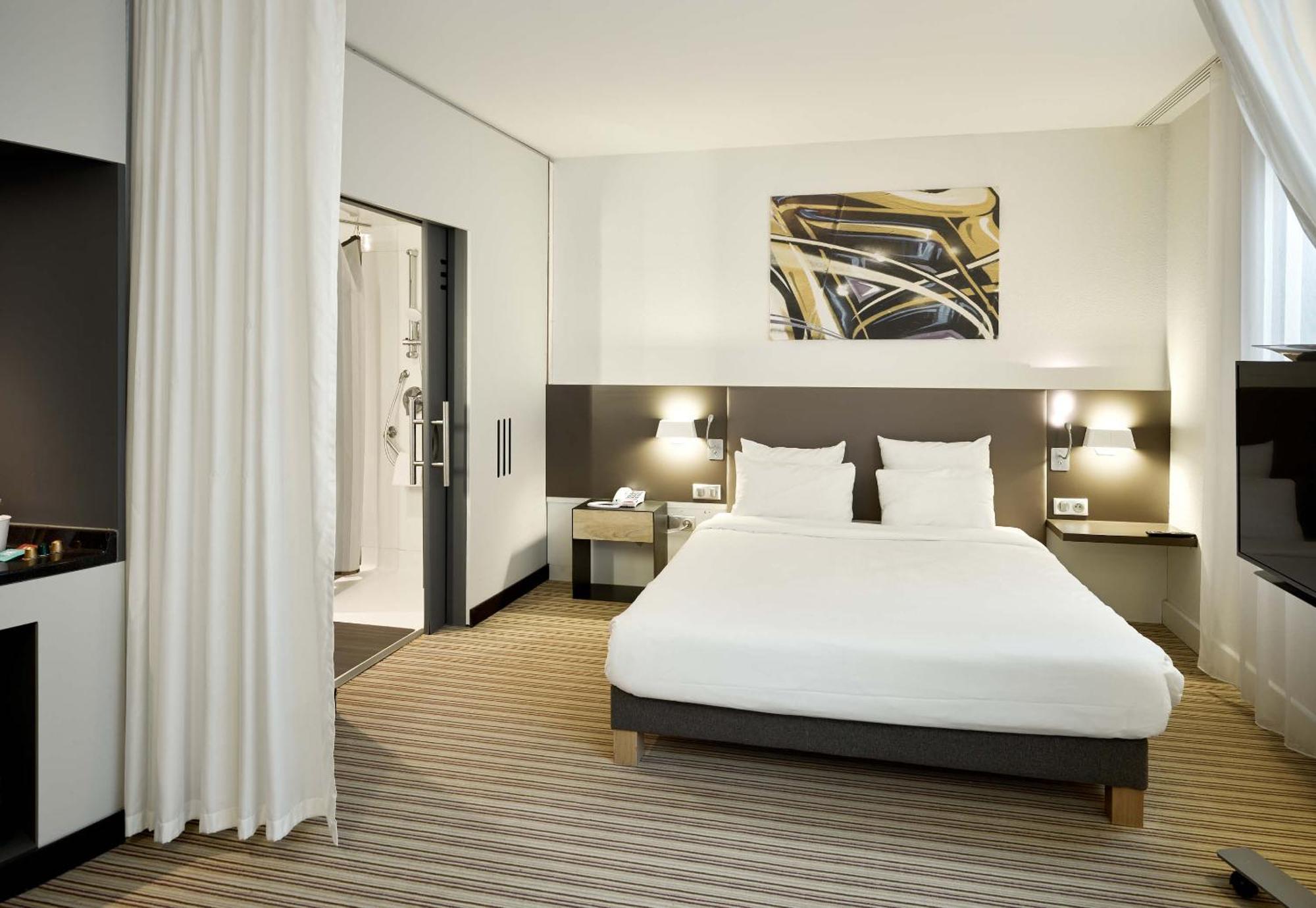 B&B Hotel Velizy Est Kültér fotó